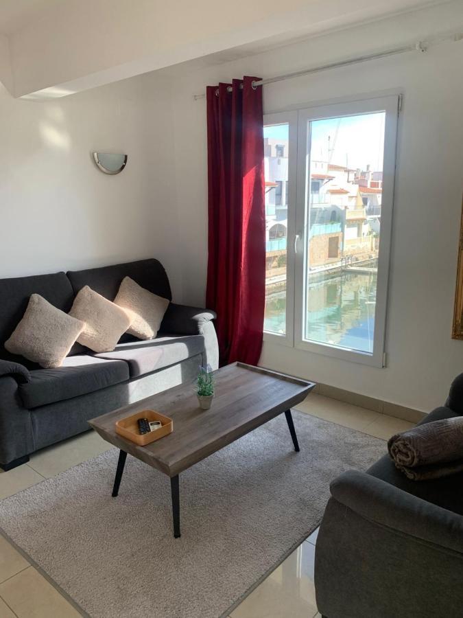 Waterside - Two Bedroom Appartement