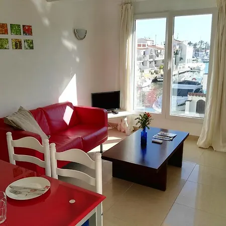 Waterside Apartment - Two Bedroom Empuriabrava Room photo