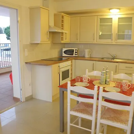 Waterside Apartment - Two Bedroom Empuriabrava Room photo